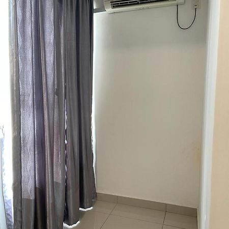 Marina Heights Hotel Residency Lumut Exterior photo